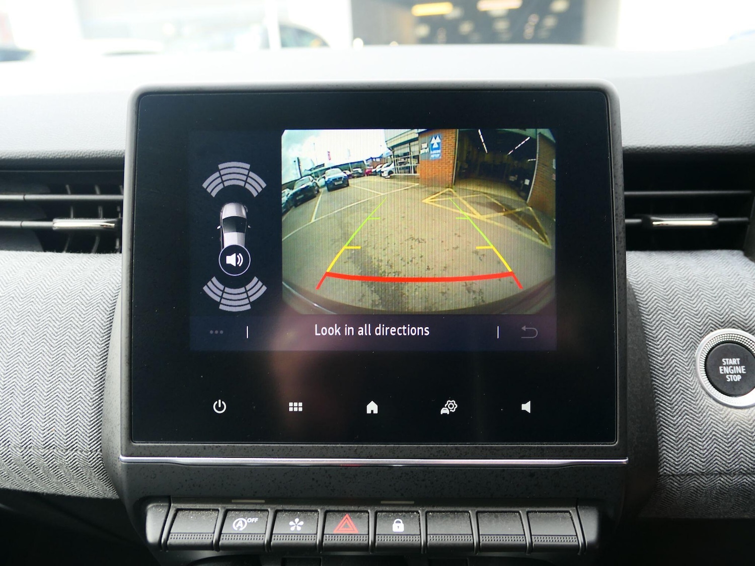 Used Renault Clio 2024 for sale - 78019346: Photo 23