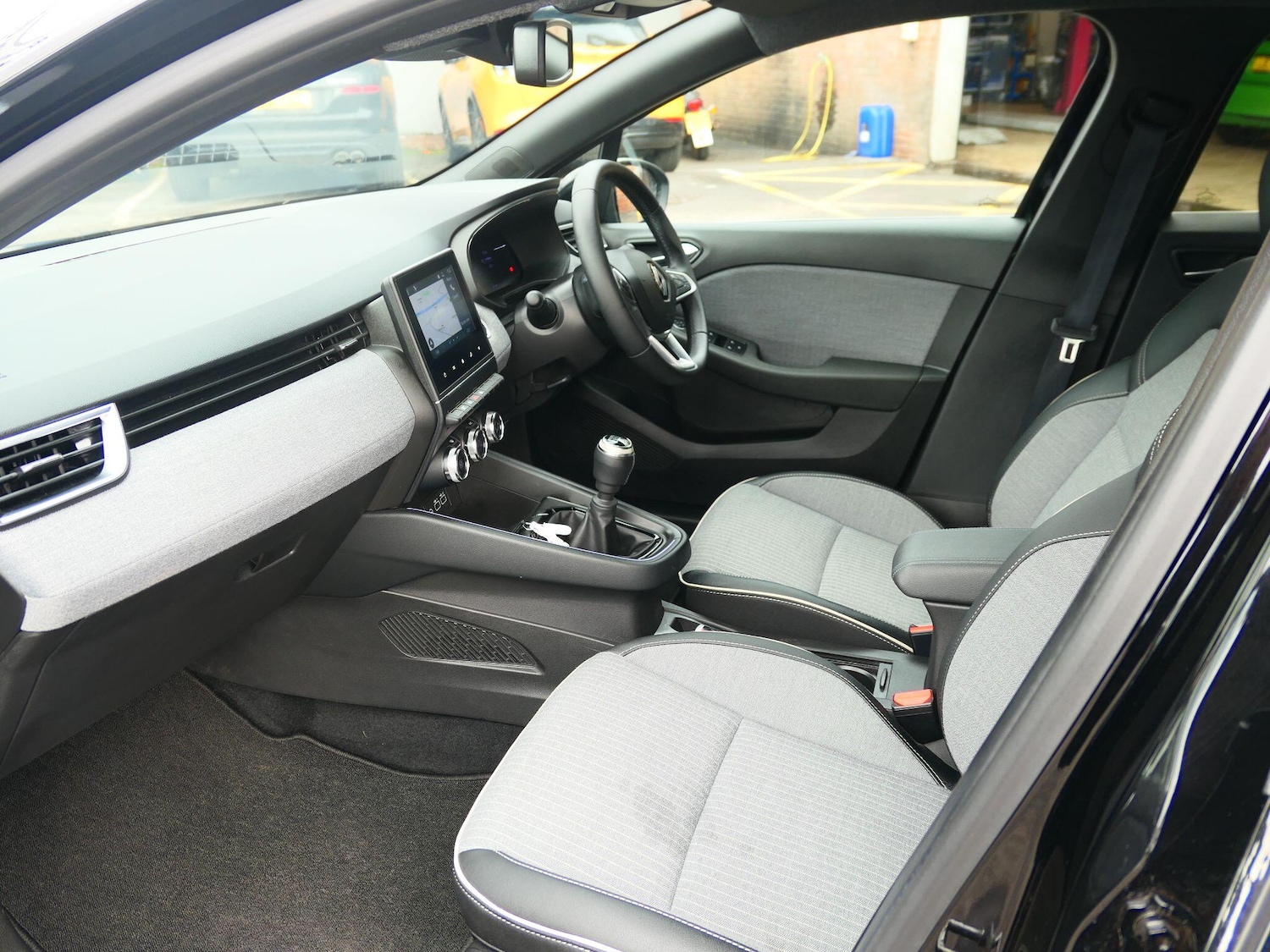 Used Renault Clio 2024 for sale - 78019346: Photo 27