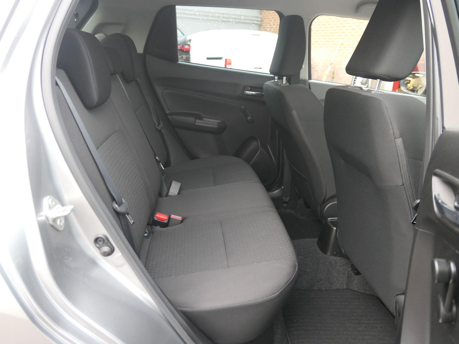 Used Suzuki Swift 2023 for sale - 77737743: Photo 12