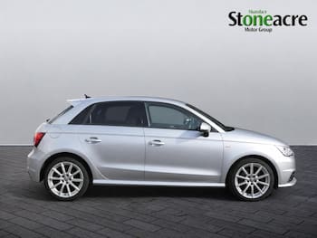 Used Audi A1 2015 for sale - 79657396: Photo