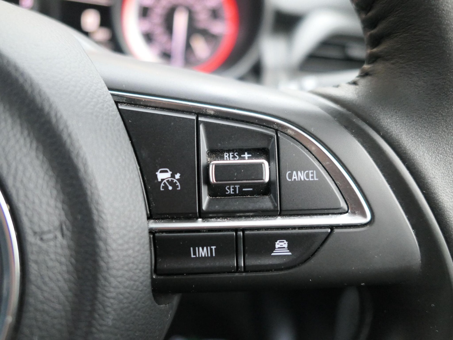 Used Suzuki Swift 2023 for sale - 77737855: Photo 11