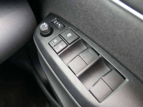 Used Mazda Mazda2 HYBRID 2025 for sale - 76270272: Photo 10