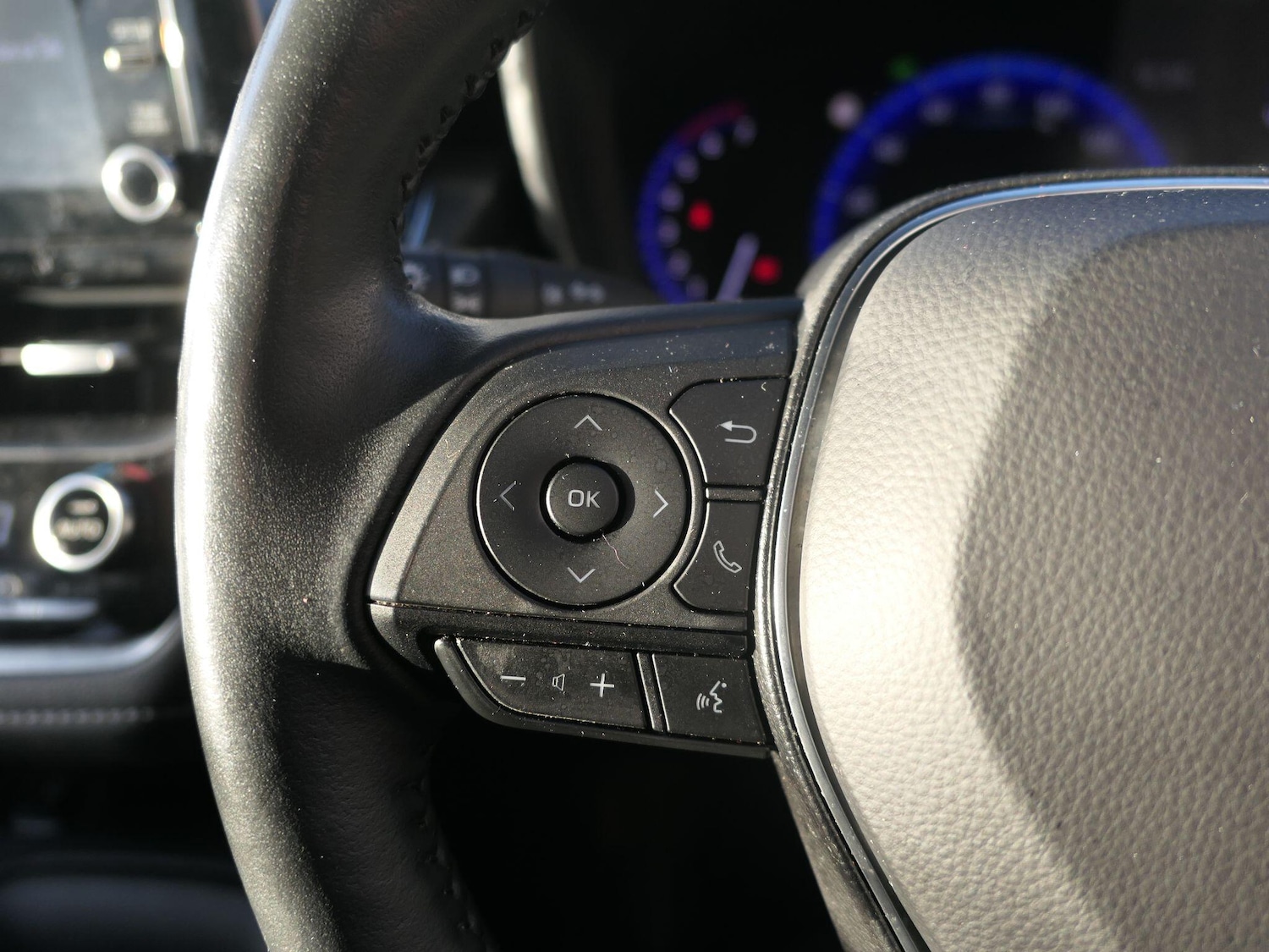 Used Suzuki Swace 2022 for sale - 76765357: Photo 15