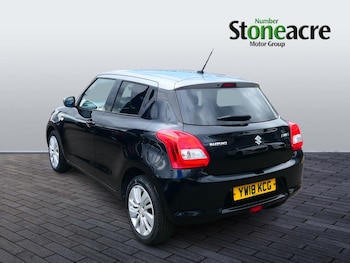 Used Suzuki Swift 2018 for sale - 78934812: Photo