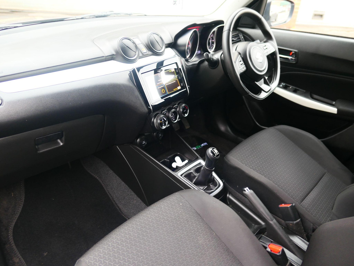 Used Suzuki Swift 2019 for sale - 77671535: Photo 10