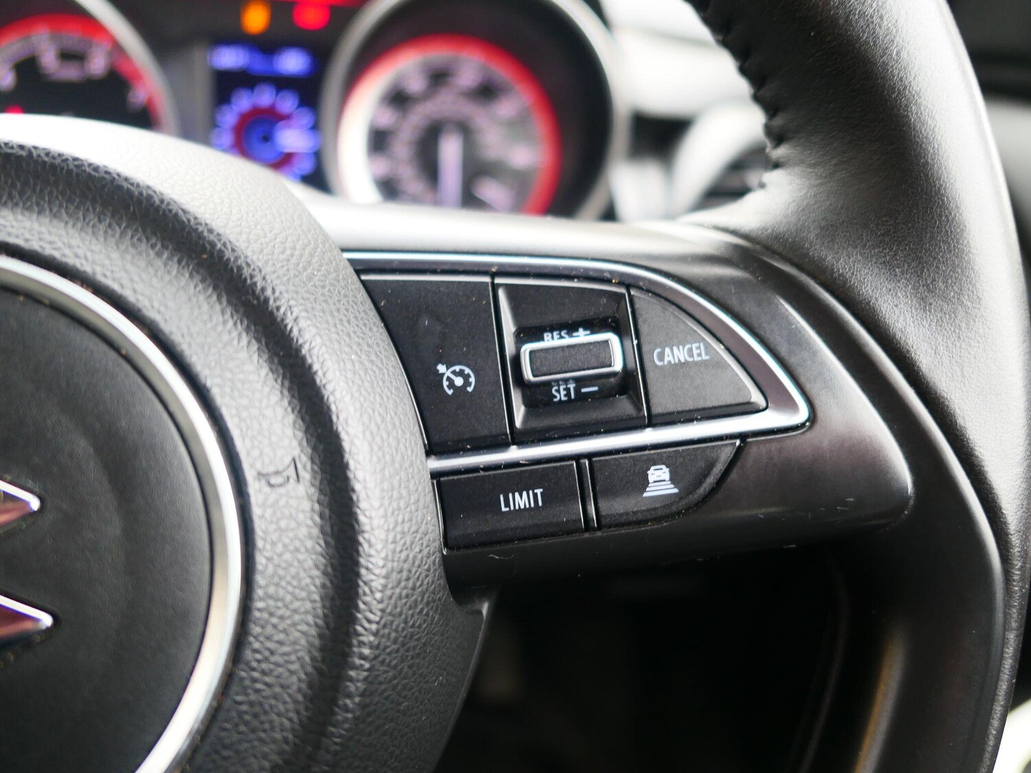 Used Suzuki Swift 2019 for sale - 77671535: Photo 16