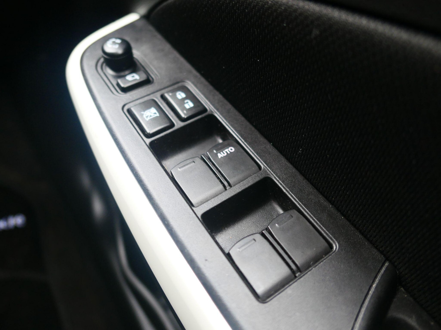 Used Suzuki Swift 2019 for sale - 77671535: Photo 17