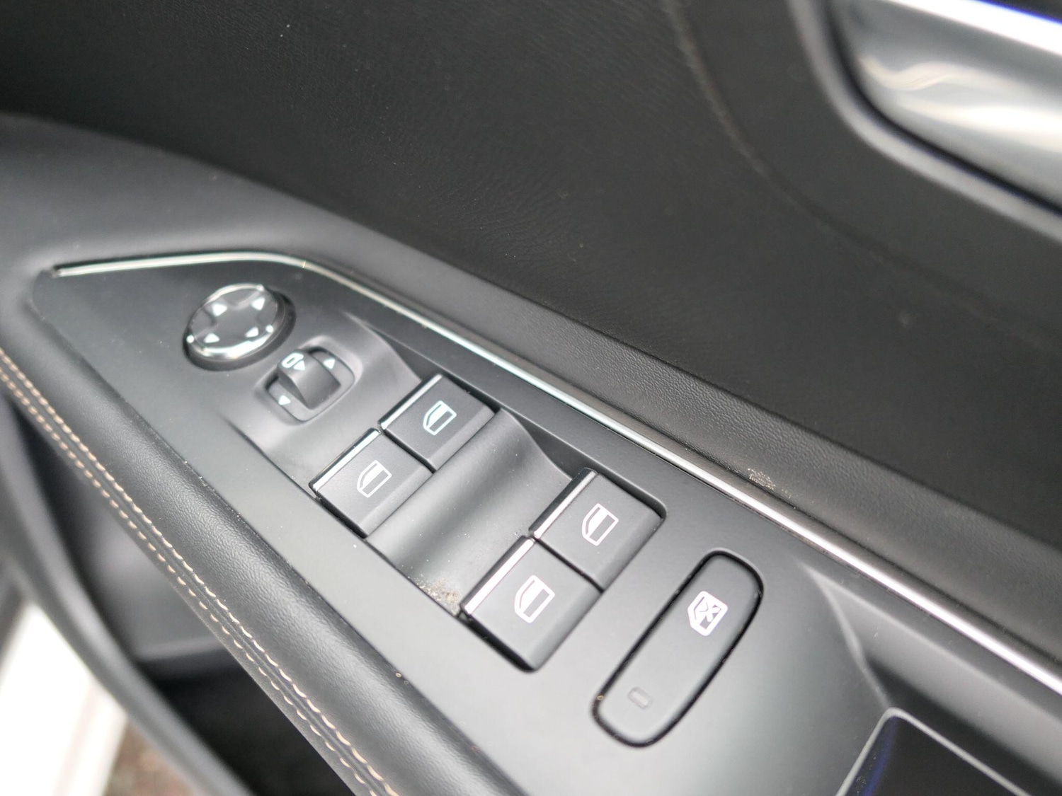 Used Peugeot 3008 2022 for sale - 77255199: Photo 15