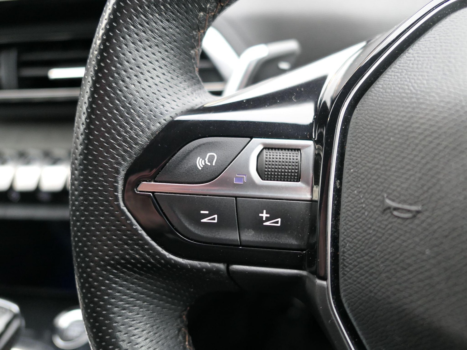 Used Peugeot 3008 2022 for sale - 77255199: Photo 16