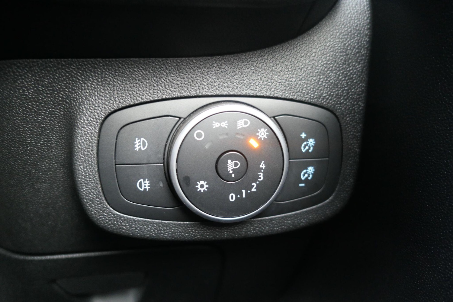 Used Ford Fiesta 2020 for sale - 76667343: Photo 17