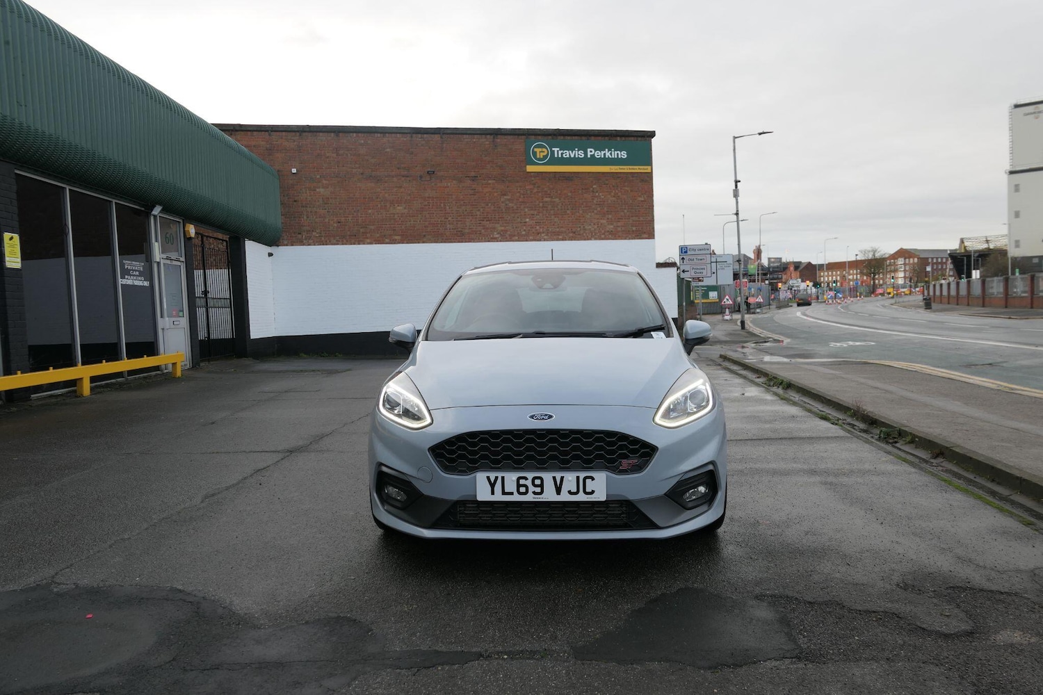 Used Ford Fiesta 2020 for sale - 76667343: Photo 2