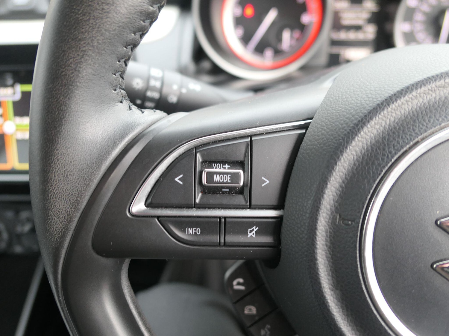 Used Suzuki Swift 2023 for sale - 77067046: Photo 17