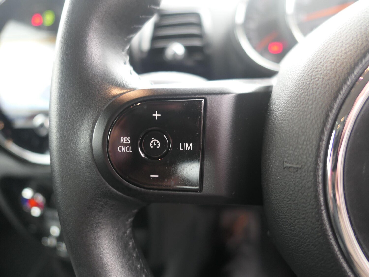 Used MINI Clubman 2022 for sale - 76327242: Photo 15