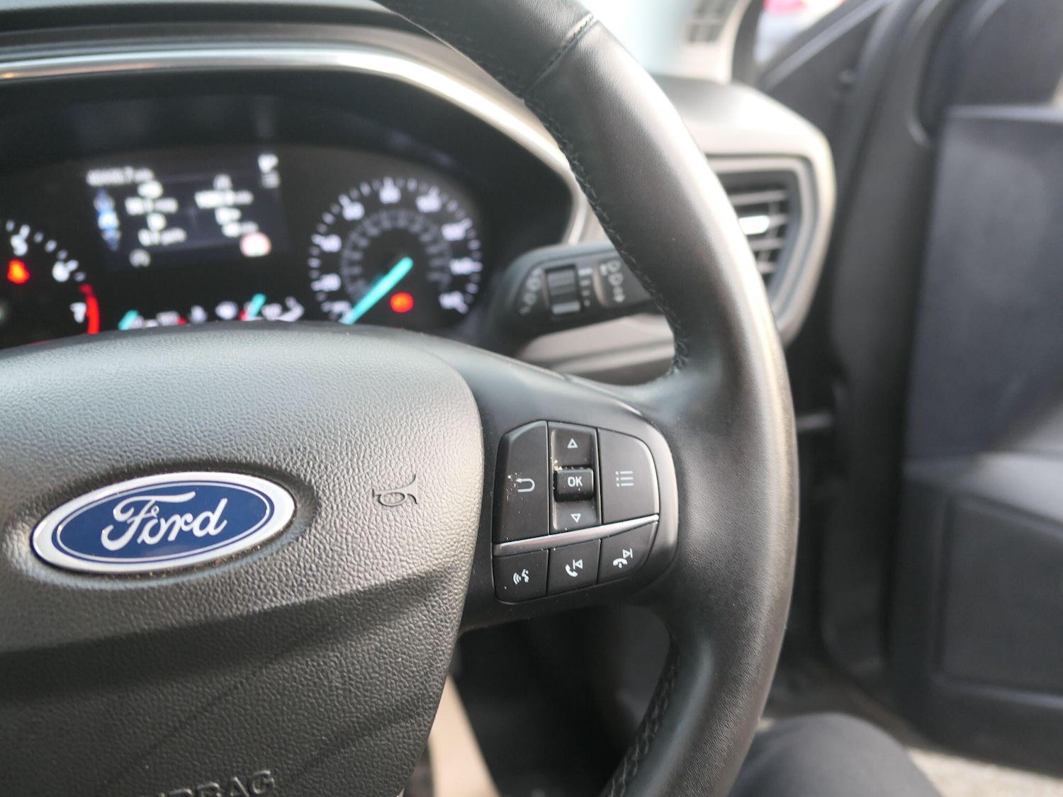 Used Ford Focus 2023 for sale - 76926733: Photo 14