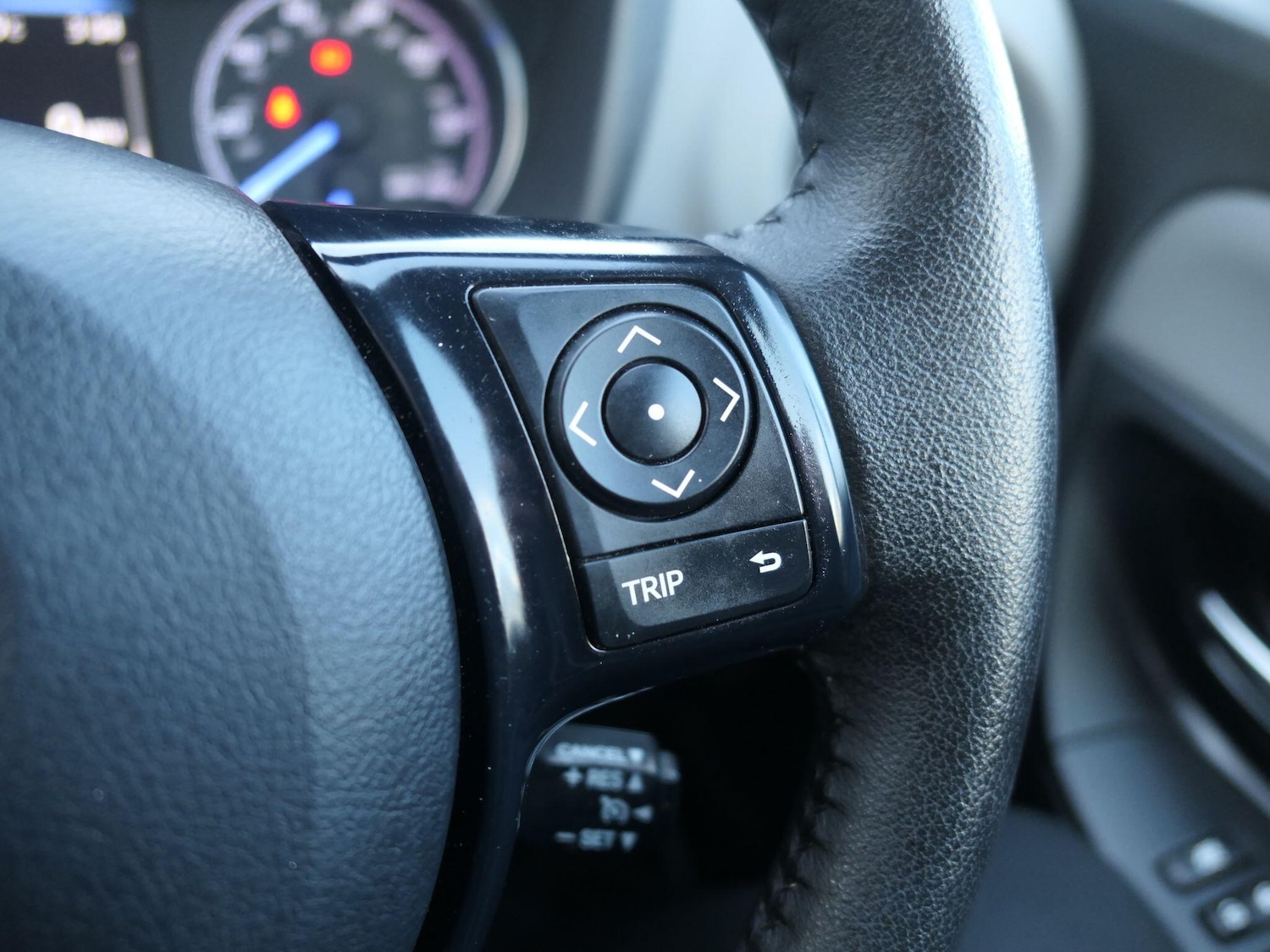 Used Toyota Yaris 2017 for sale - 76727829: Photo 20