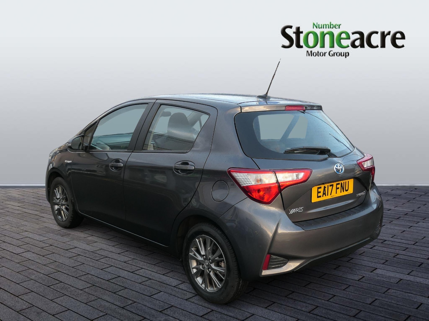 Used Toyota Yaris 2017 for sale - 76727829: Photo 3