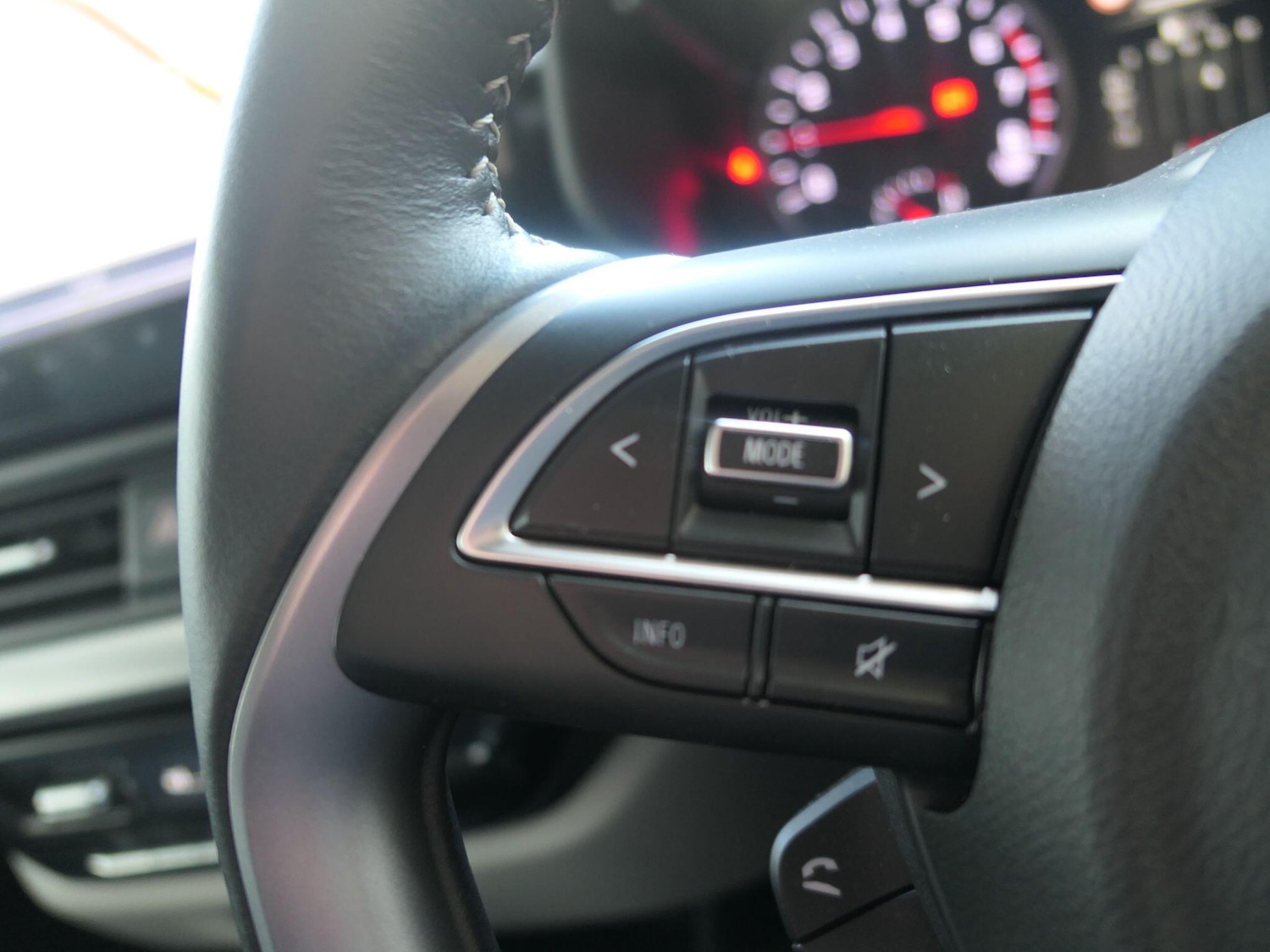 Used Suzuki Swift 2025 for sale - 76671455: Photo 12