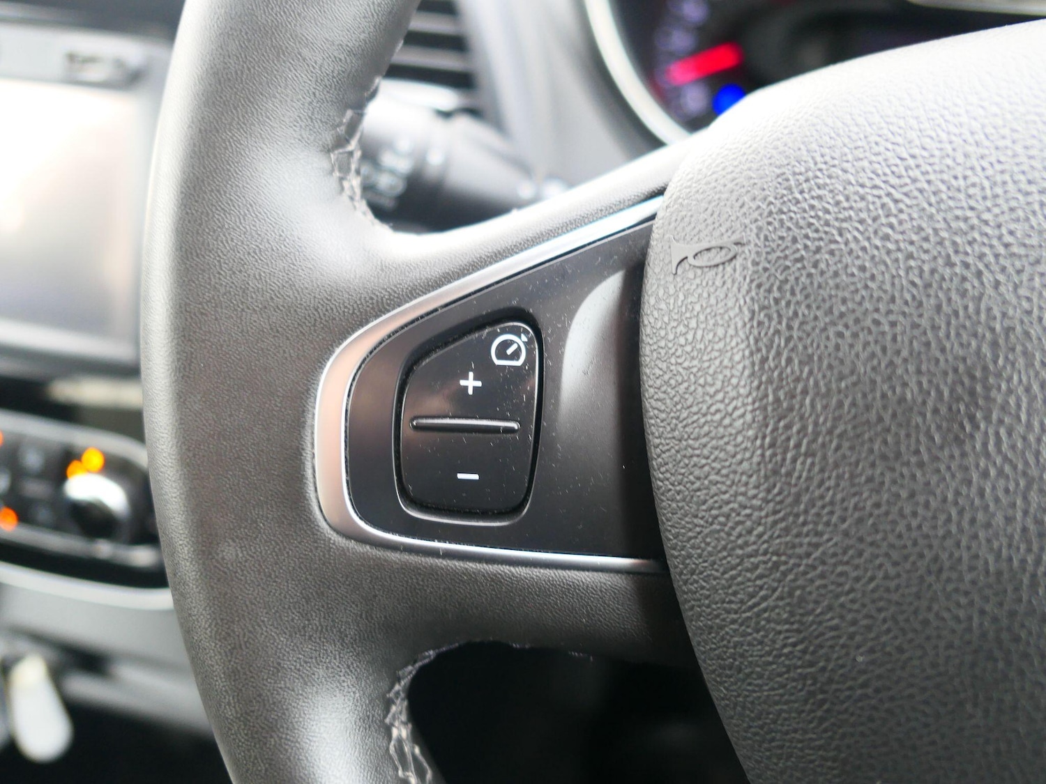 Used Renault Captur 2018 for sale - 77671704: Photo 13