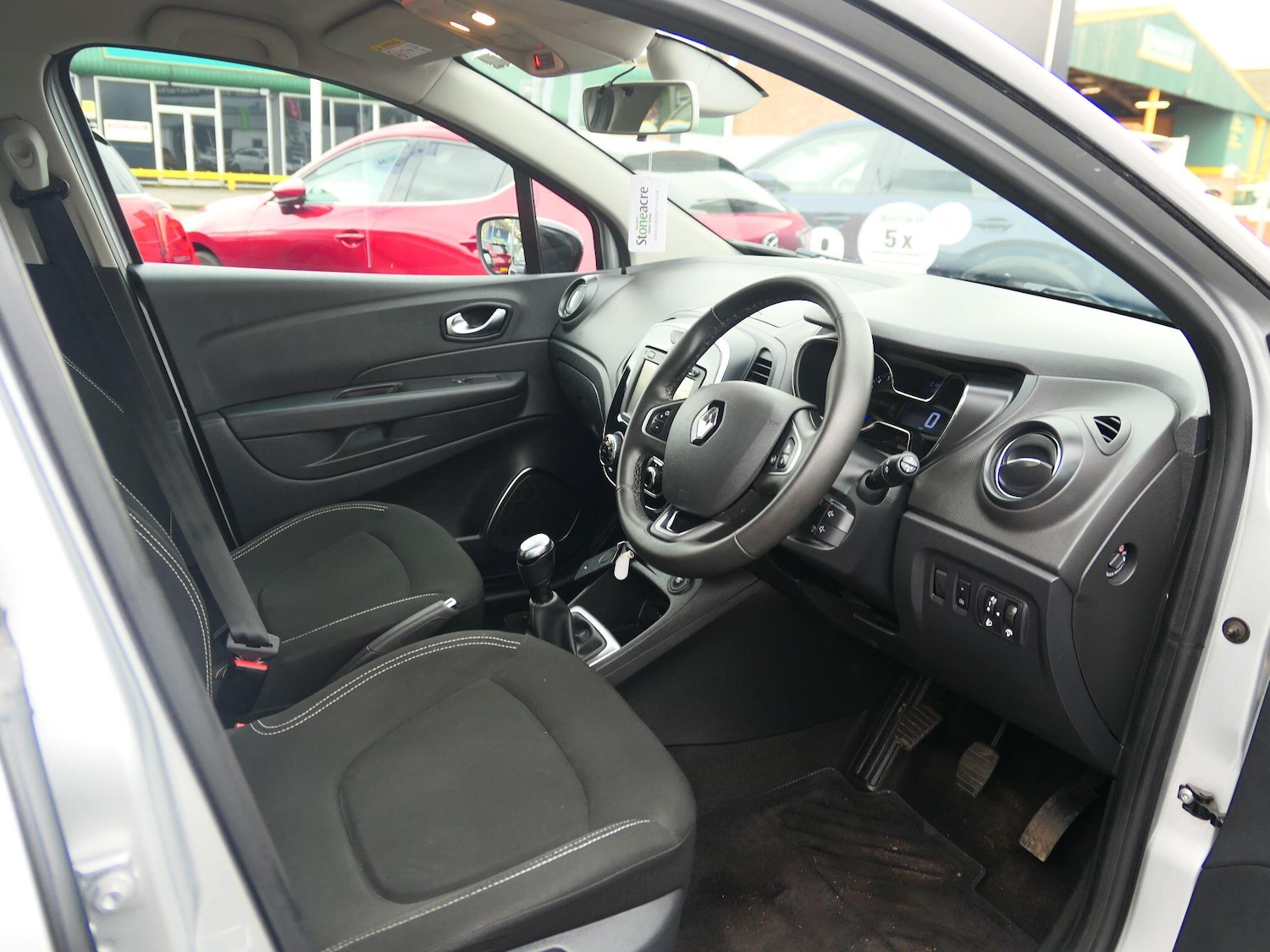 Used Renault Captur 2018 for sale - 77671704: Photo 8