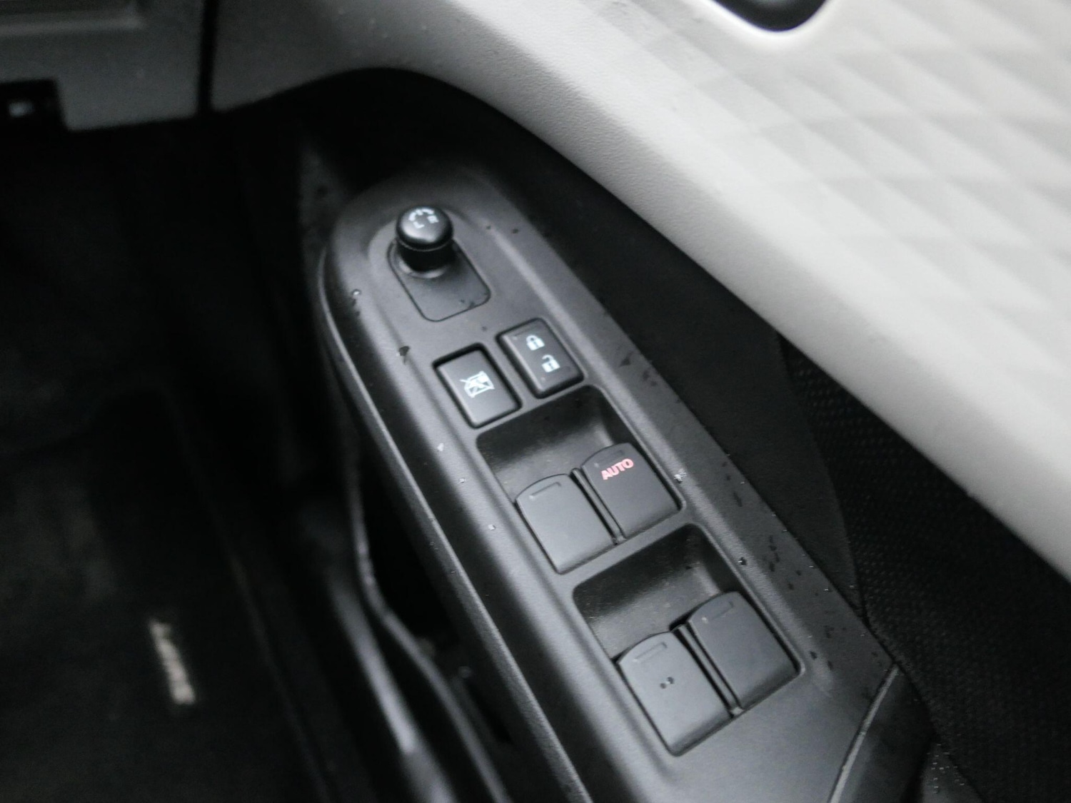 Used Suzuki Swift 2024 for sale - 77709592: Photo 23