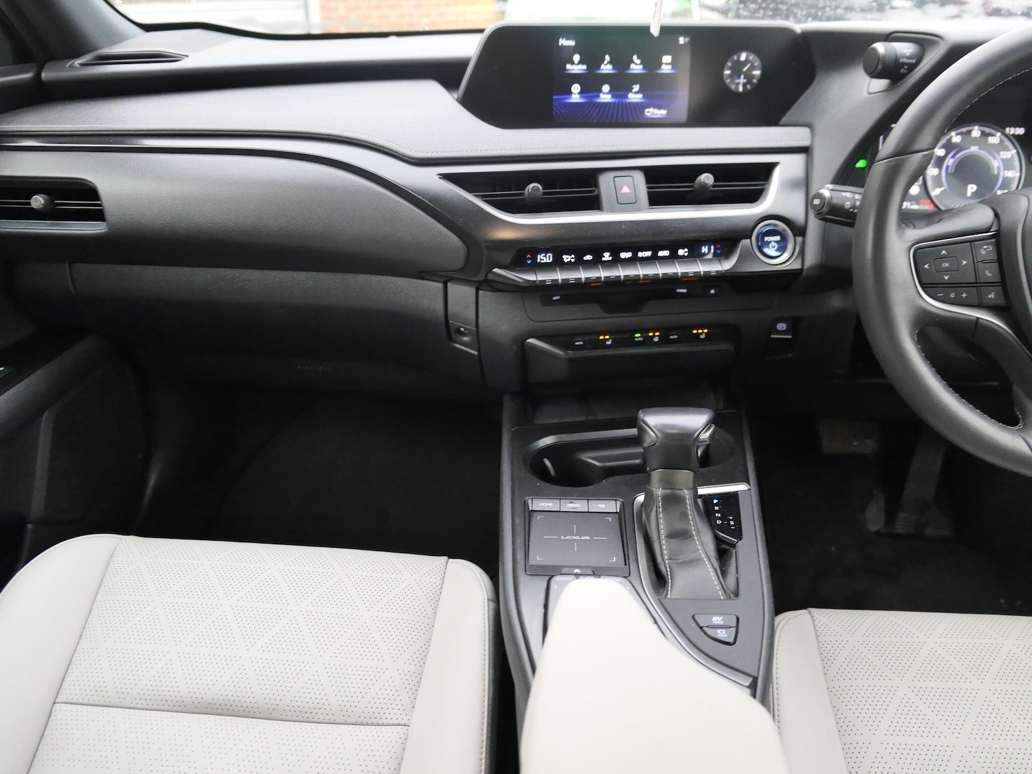 Used Lexus UX 2020 for sale - 76688619: Photo 10