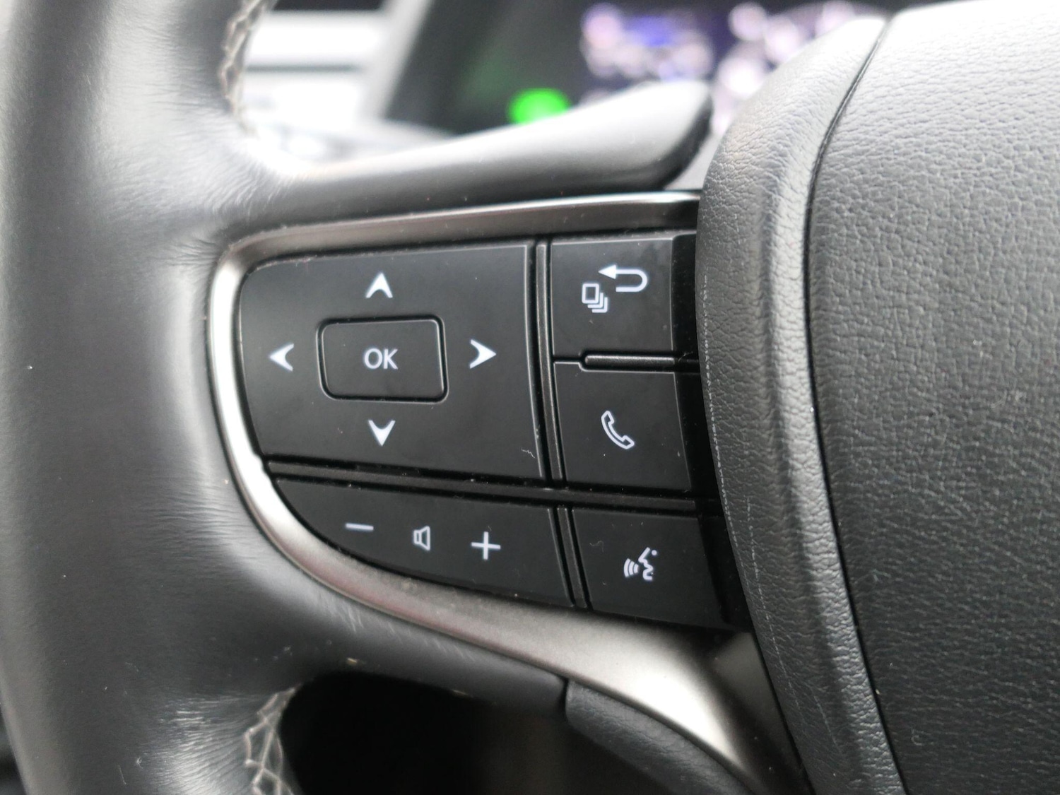 Used Lexus UX 2020 for sale - 76688619: Photo 13