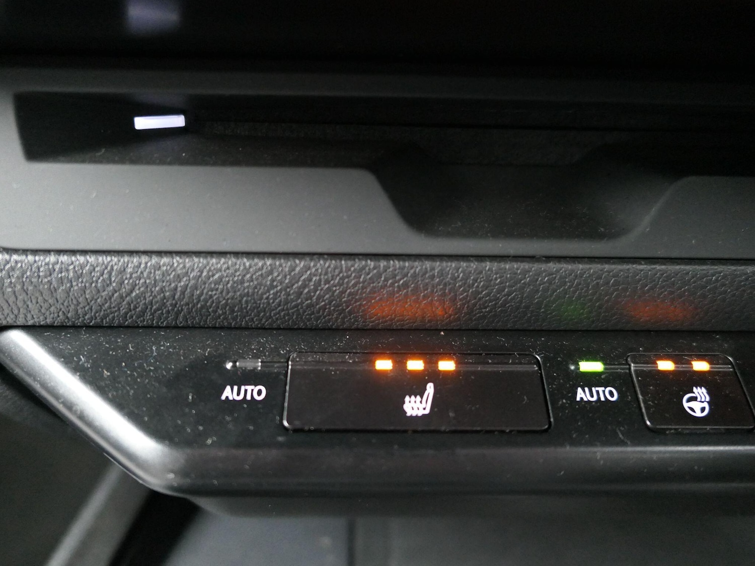 Used Lexus UX 2020 for sale - 76688619: Photo 17