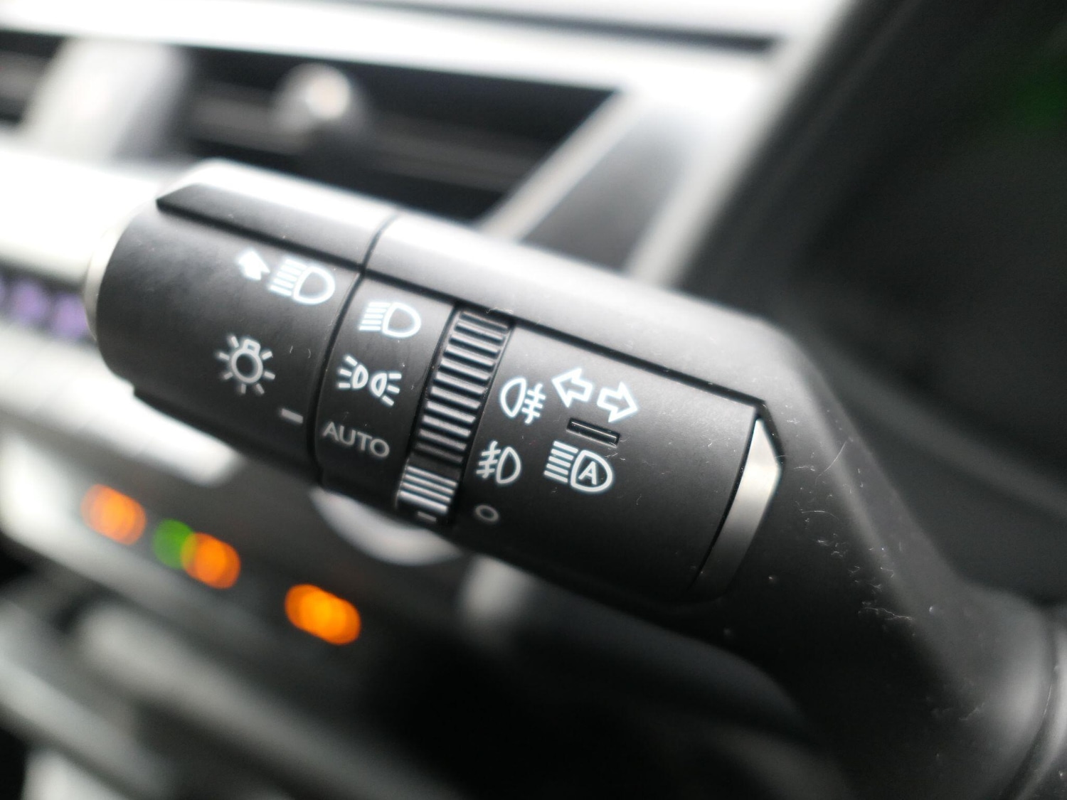 Used Lexus UX 2020 for sale - 76688619: Photo 22