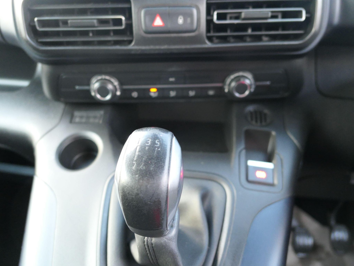 Used Peugeot Rifter for sale - 77441243: Photo 10