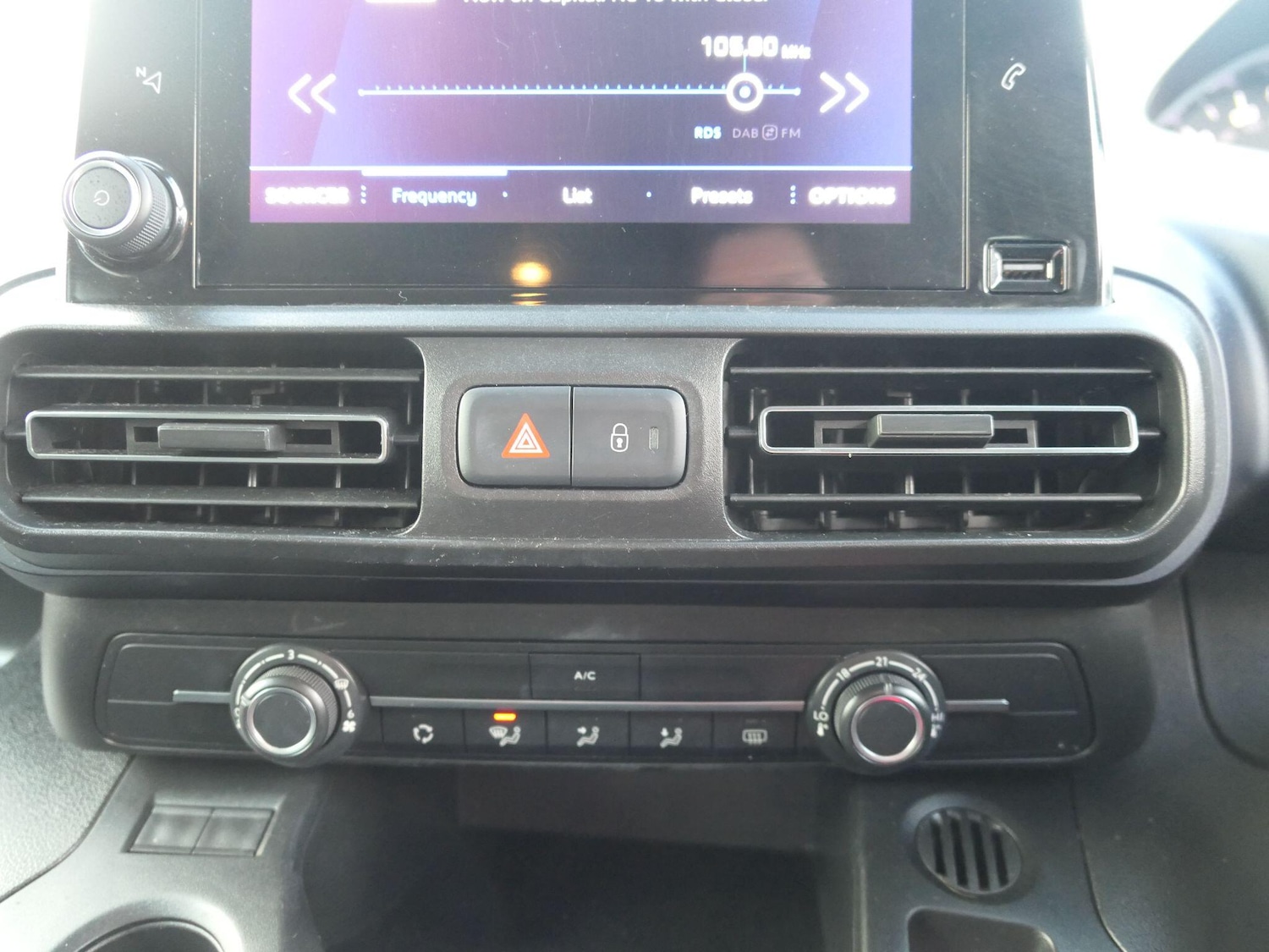 Used Peugeot Rifter for sale - 77441243: Photo 19