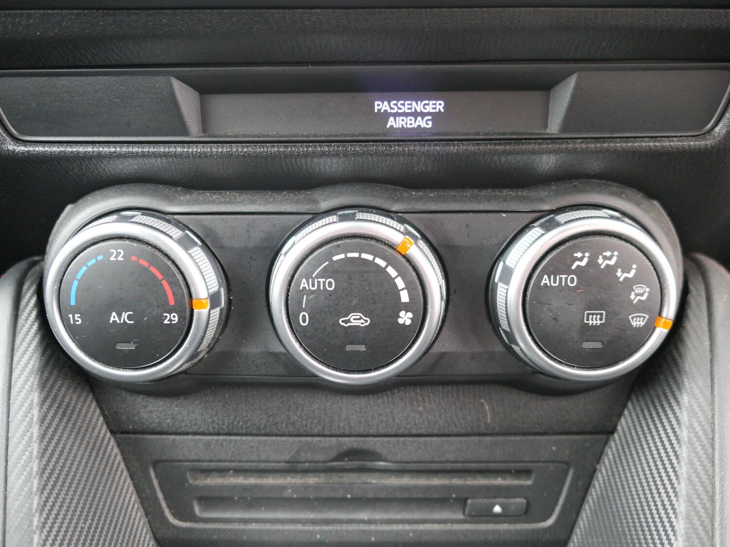 Used Mazda Mazda2 2016 for sale - 77081465: Photo 10