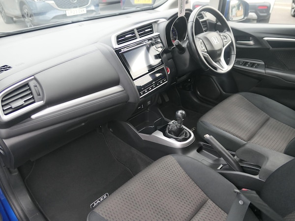 Used Honda Jazz 2019 for sale - 76327045: Photo 10