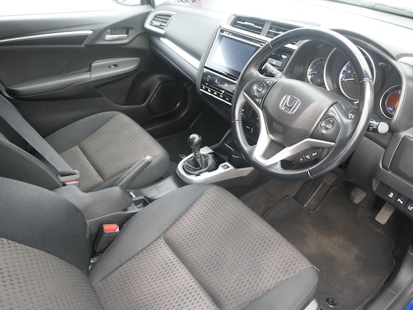 Used Honda Jazz 2019 for sale - 76327045: Photo 12