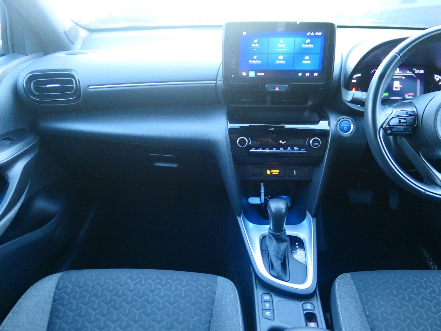 Used Toyota Yaris Cross 2022 for sale - 77709406: Photo 11