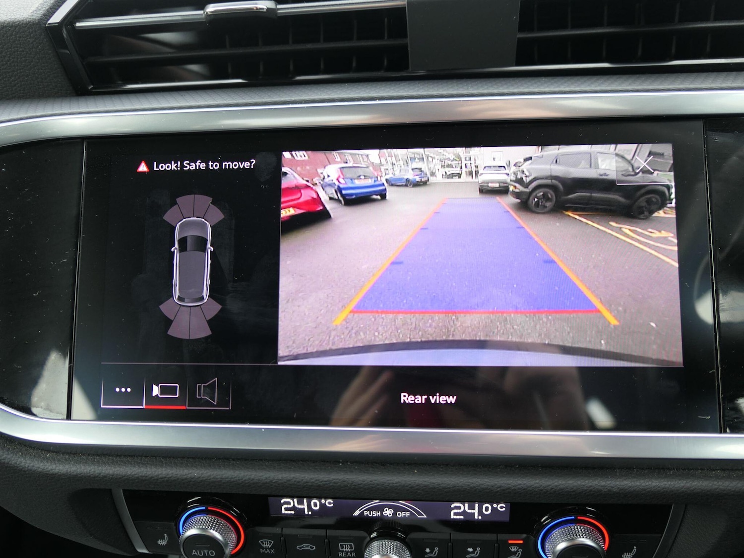 Used Audi Q3 2021 for sale - 77175122: Photo 29