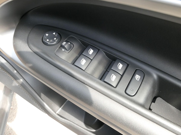 Used Jeep Avenger 2024 for sale - 76158883: Photo 13