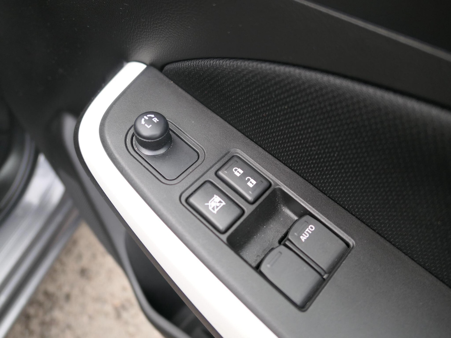 Used Suzuki Swift 2024 for sale - 77066669: Photo 15