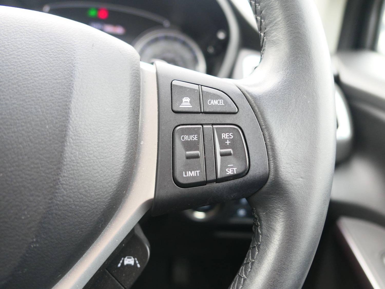 Used Suzuki SX4 S-Cross 2023 for sale - 77909685: Photo 12