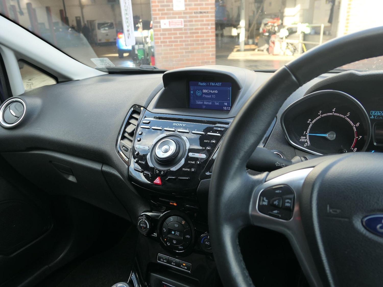 Used Ford Fiesta 2017 for sale - 76314962: Photo 11