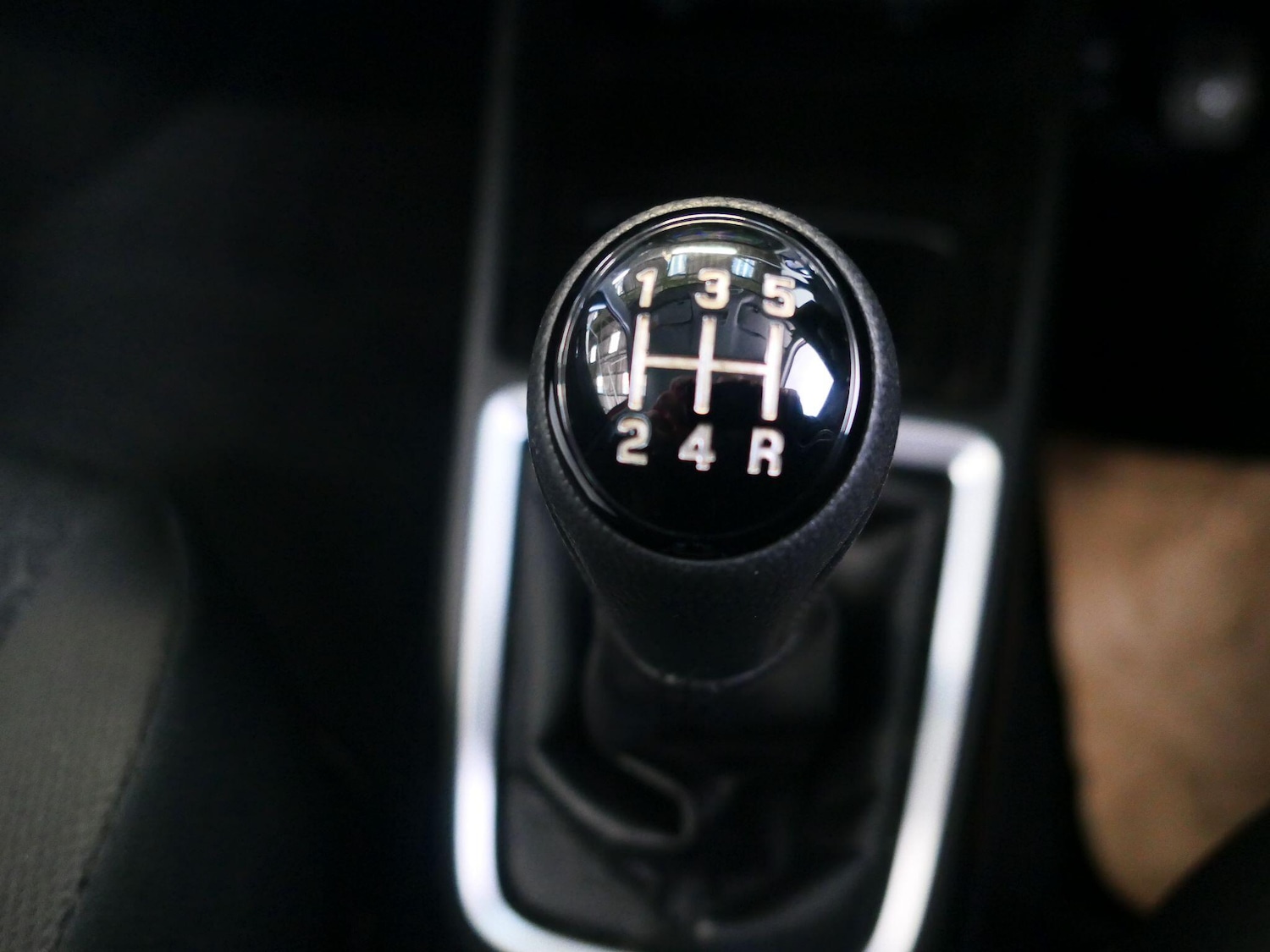 Used Suzuki Swift 2023 for sale - 77709525: Photo 14