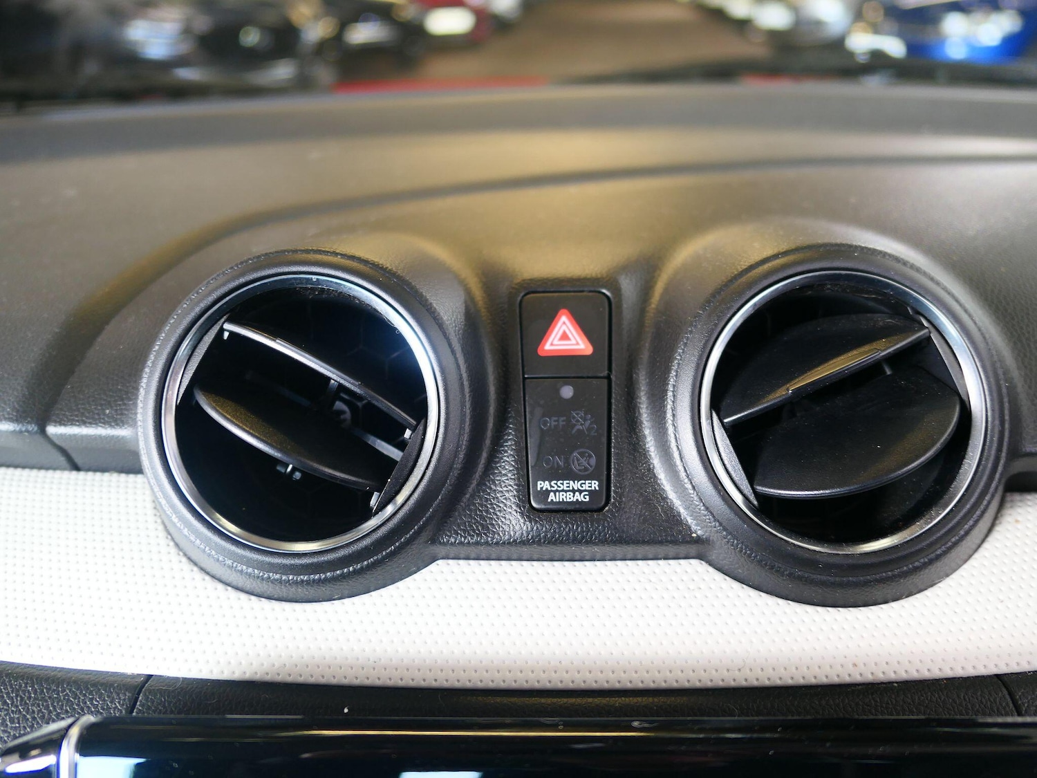 Used Suzuki Swift 2023 for sale - 77709525: Photo 17