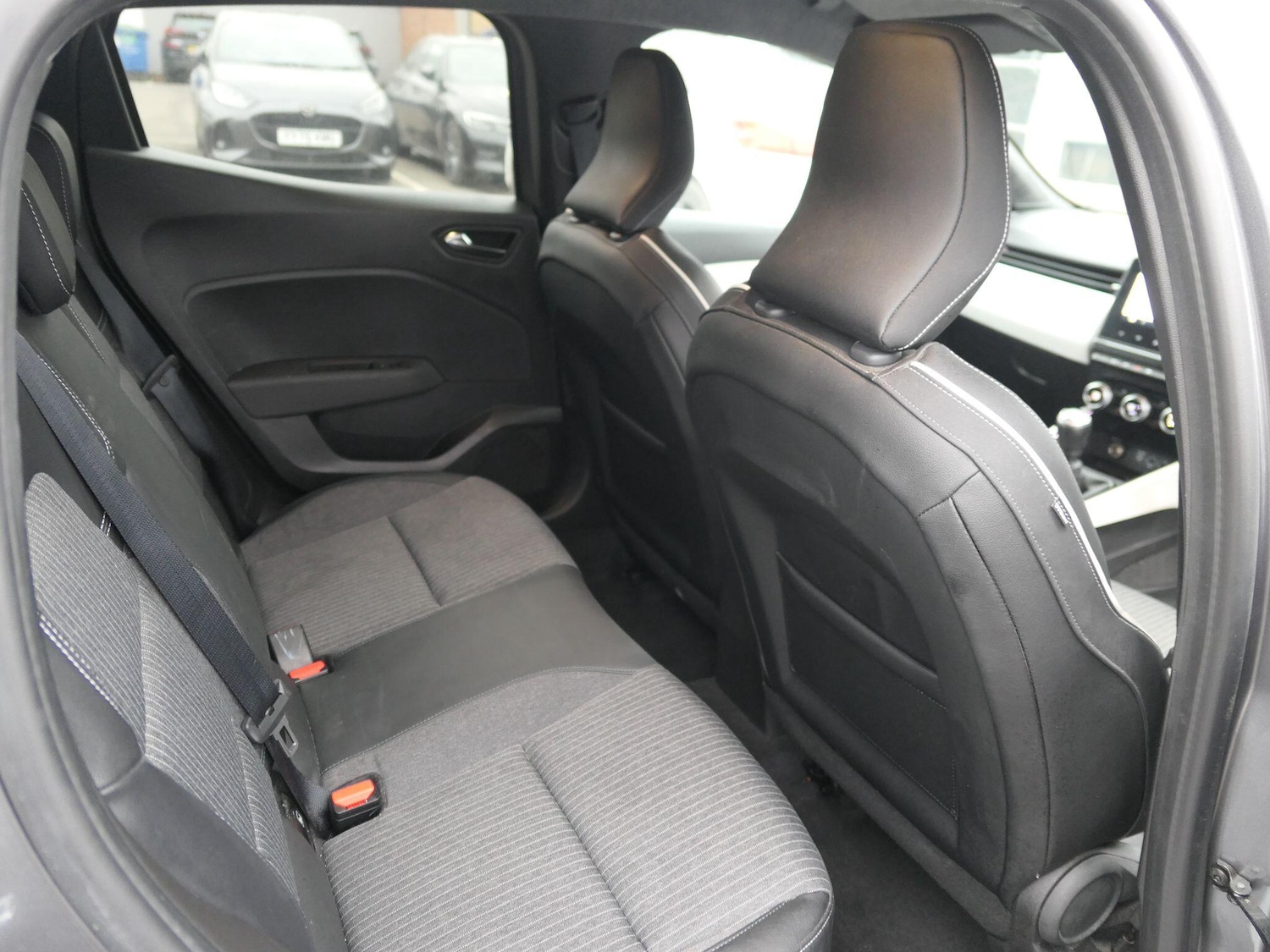 Used Renault Clio for sale - 77738422: Photo 11