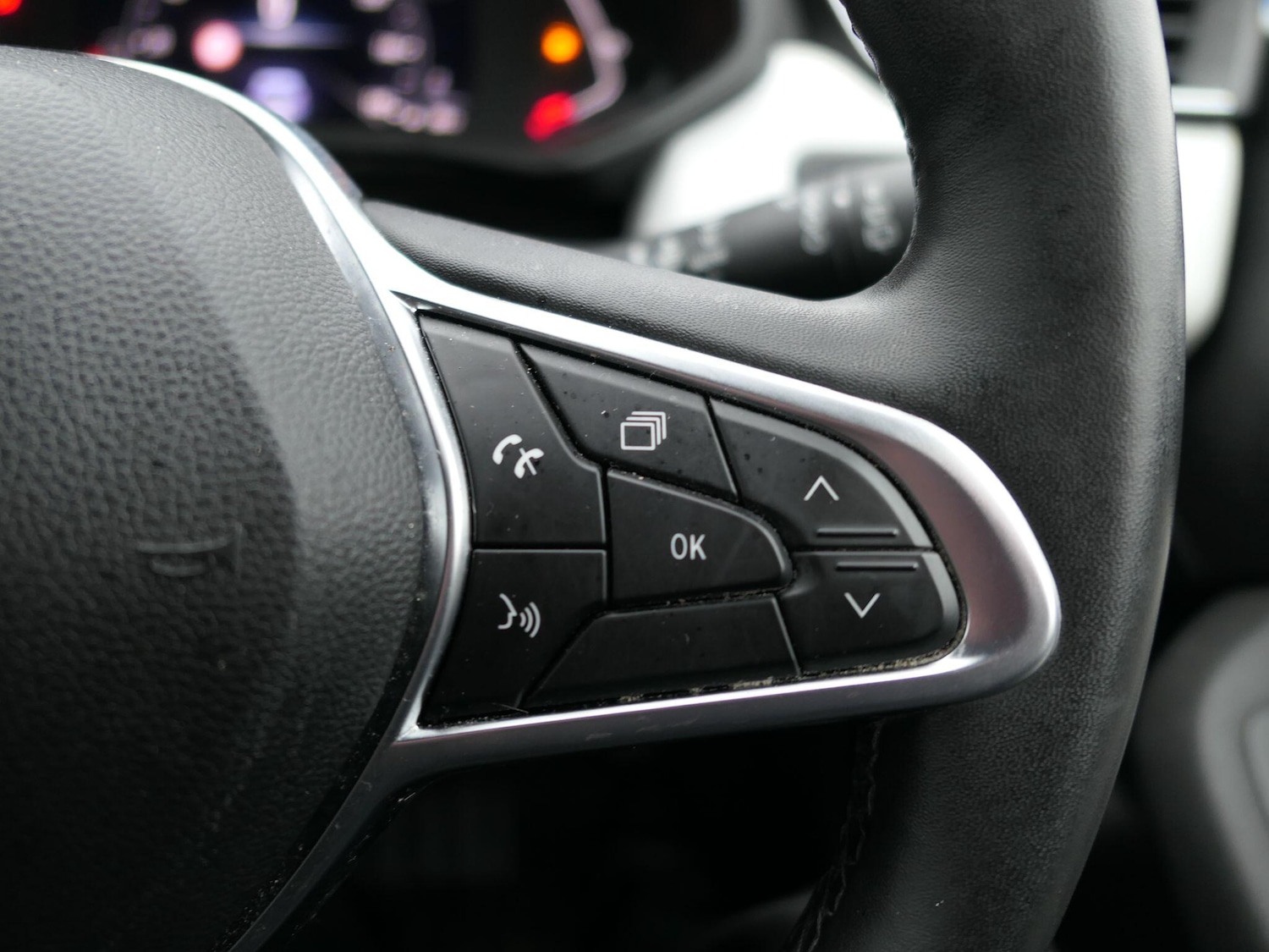 Used Renault Clio for sale - 77738422: Photo 13