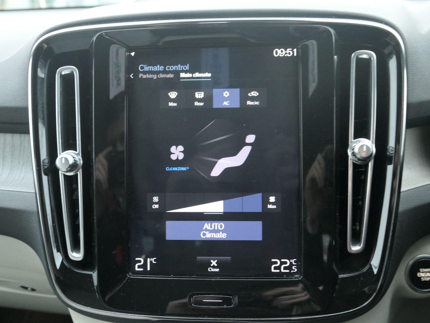 Used Volvo XC40 2020 for sale - 77424996: Photo 21