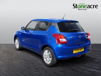 Used Suzuki Swift 2018 for sale - 79609203: Photo