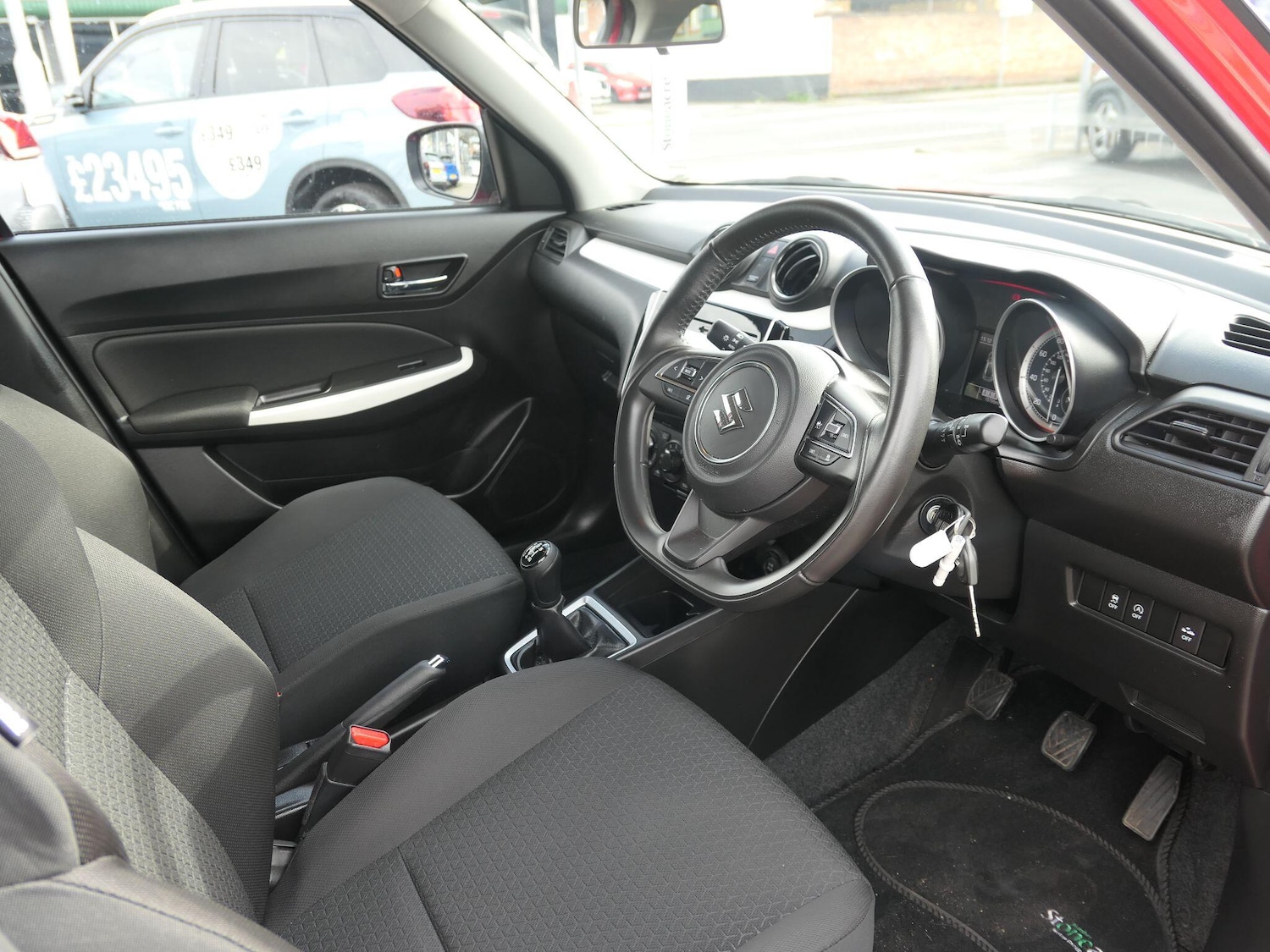 Used Suzuki Swift 2023 for sale - 76607092: Photo 10