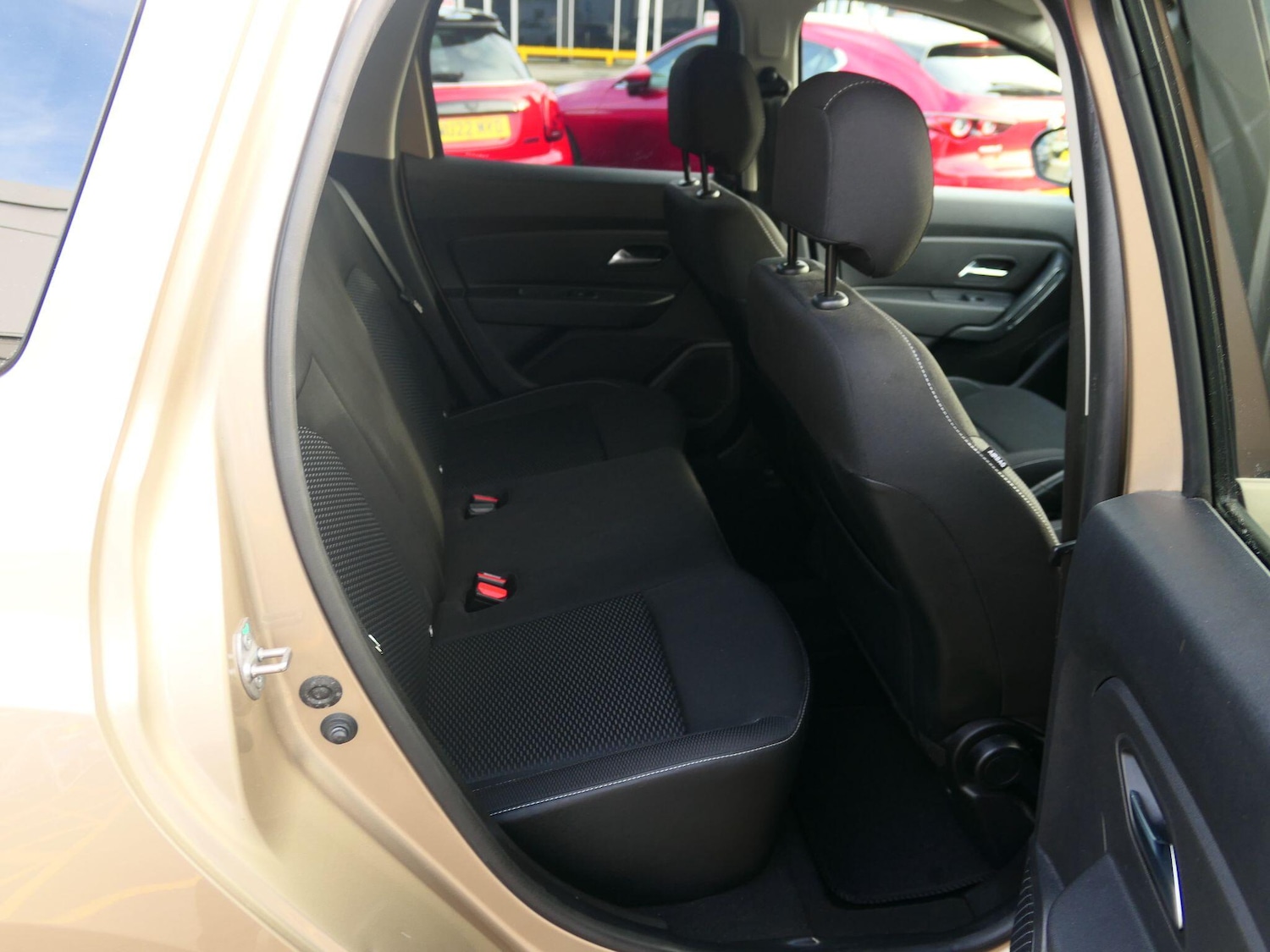 Used Dacia Duster 2018 for sale - 77683375: Photo 14