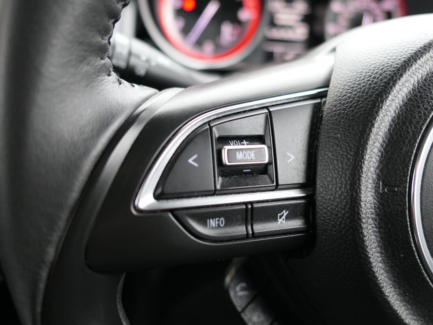 Used Suzuki Swift 2024 for sale - 77376244: Photo 16