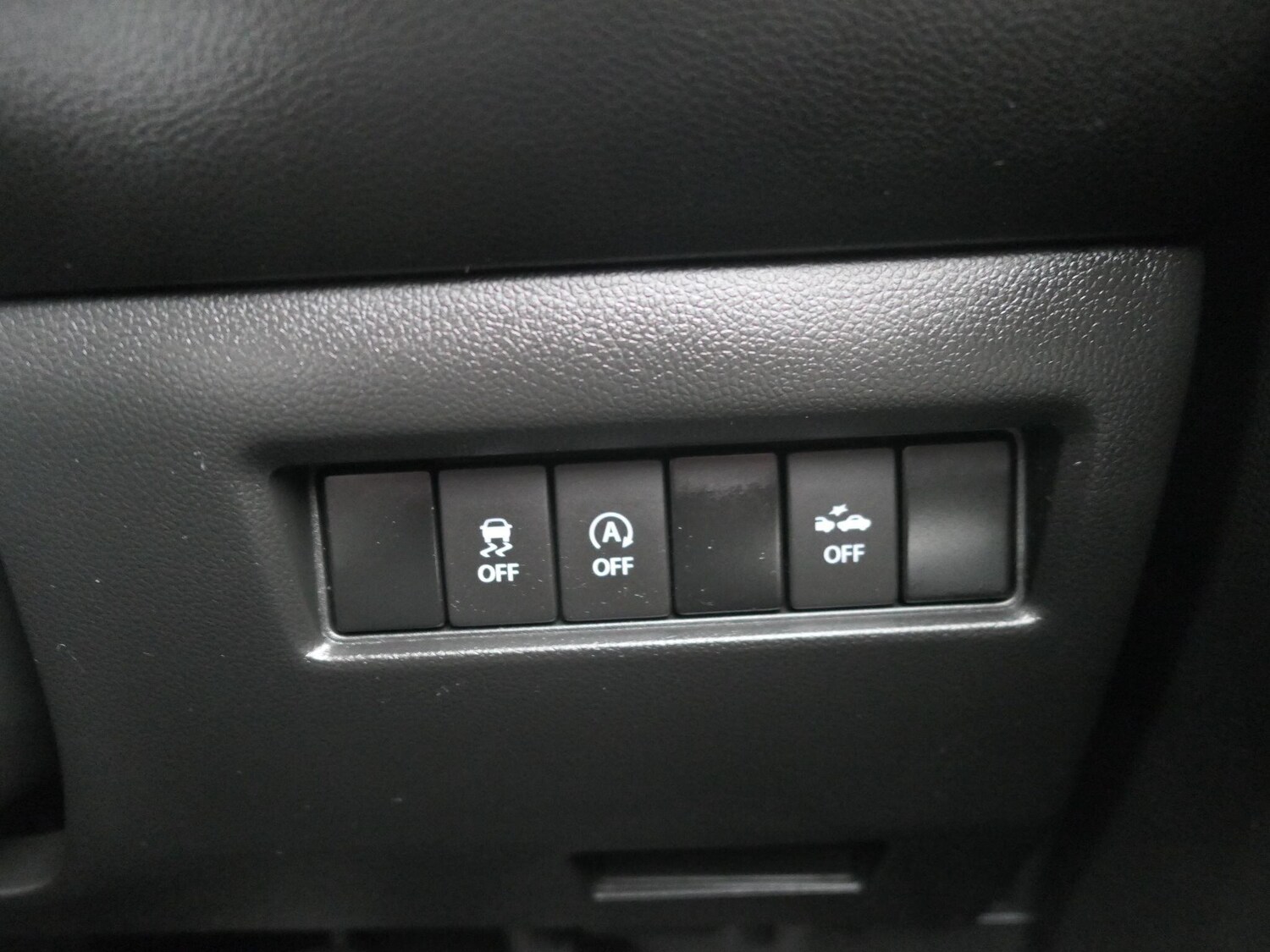 Used Suzuki Swift 2024 for sale - 77376244: Photo 18