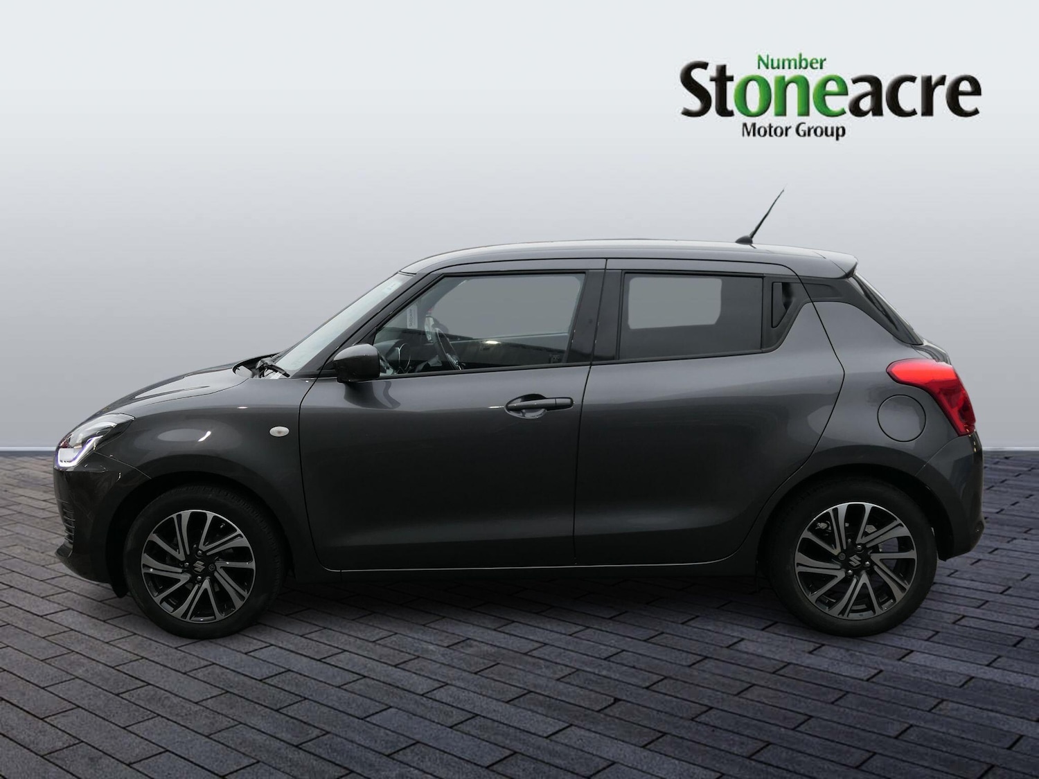 Used Suzuki Swift 2024 for sale - 77376244: Photo 5